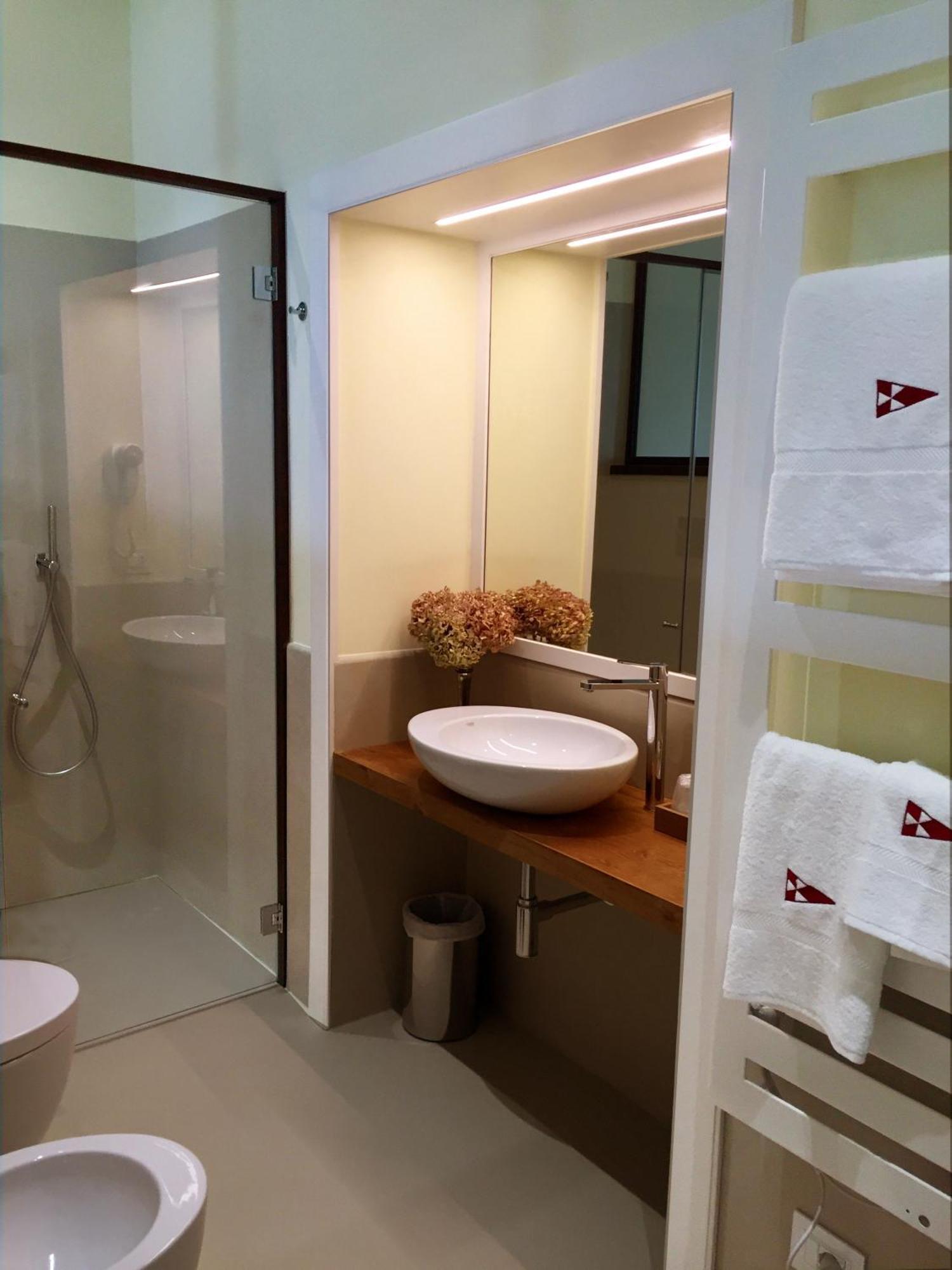 Yacht Club Capo Cervo Suites B&B 소렌토 외부 사진
